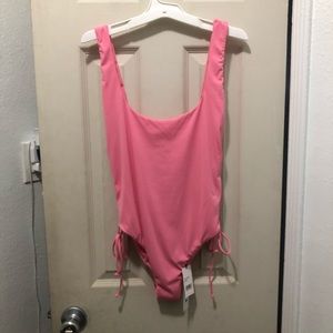 1 piece bathing suit